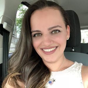 Meet your Posher, Ana